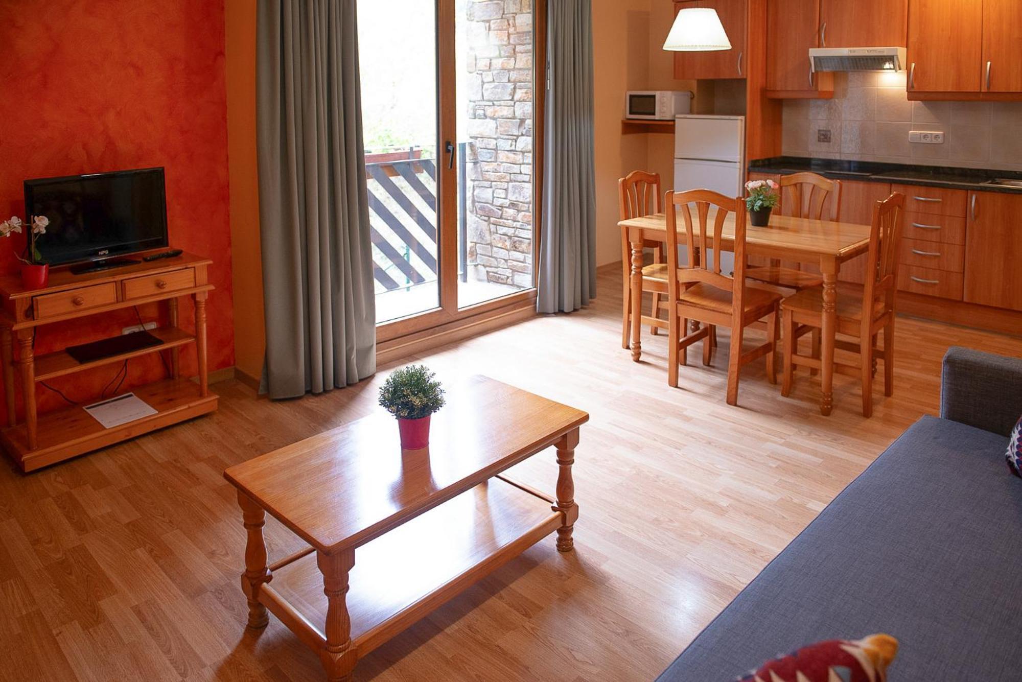 Vista Arinsal Apartments Εξωτερικό φωτογραφία